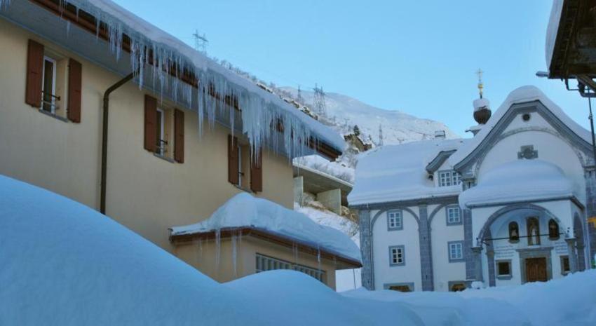 Sust Lodge Am Gotthard Hospental Luaran gambar